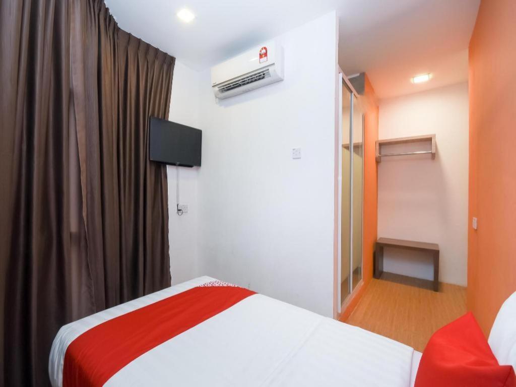 Oyo 1111 Harmony Stay Miri Exterior foto
