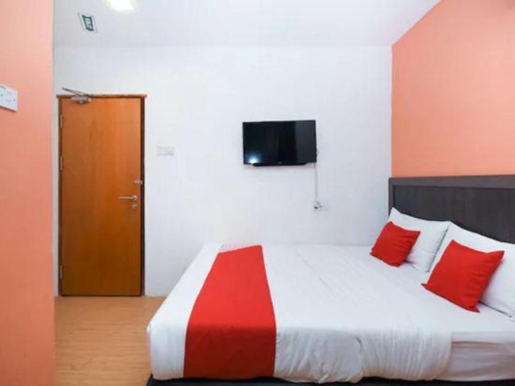 Oyo 1111 Harmony Stay Miri Exterior foto