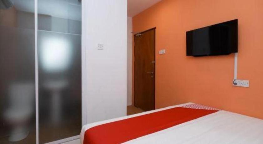 Oyo 1111 Harmony Stay Miri Exterior foto
