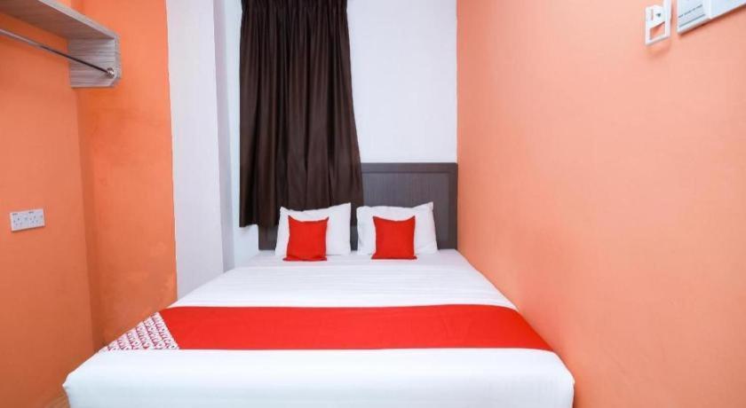 Oyo 1111 Harmony Stay Miri Exterior foto