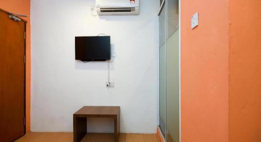 Oyo 1111 Harmony Stay Miri Exterior foto