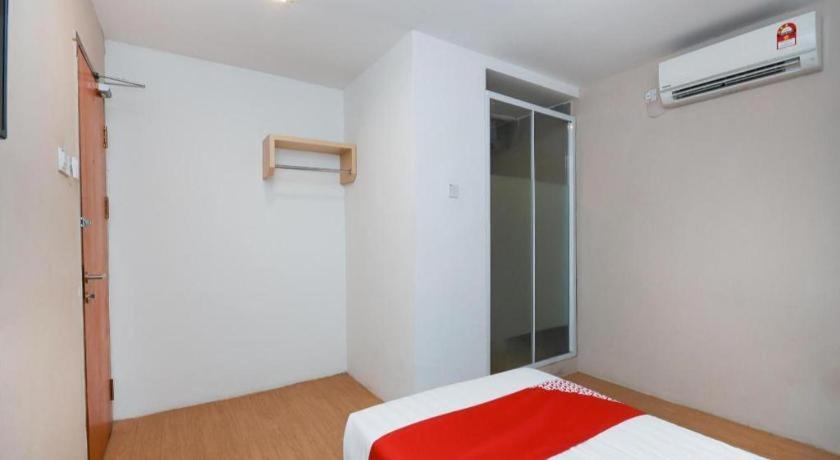 Oyo 1111 Harmony Stay Miri Exterior foto